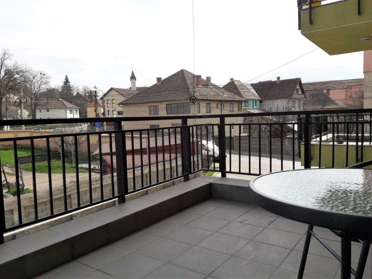 Perfect Stay -Free Underground Parking Place, Free Late Check-Out Sibiu Exteriör bild
